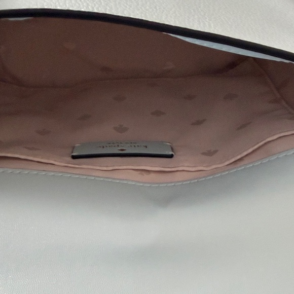 Kate Spade Soft Blue Crossbody Bag LIKE NEW - Picture 2 of 4